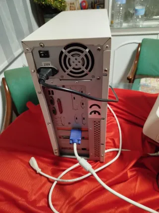 Ordenador Philips Beige/Púrpura para Piezas