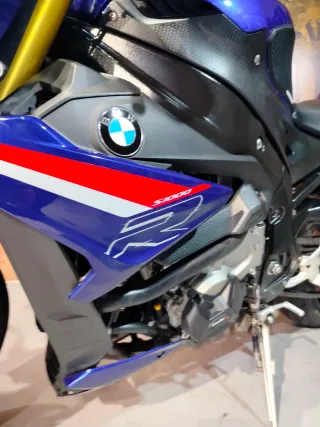 BMW S1000R