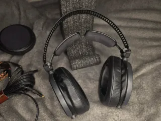 Auriculares Audio-Technica ATH R70X