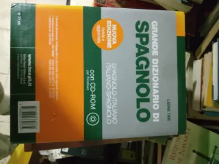 Grande Dizionario di Spagnolo" de Laura Tam