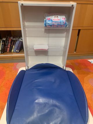 Cambiador de pared para bebé