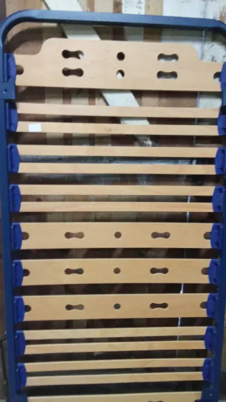 Somier láminas 90x1,84 con patas madera