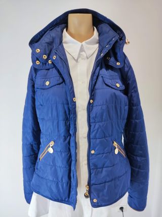 Cazadora azul Massimo Dutti con capucha