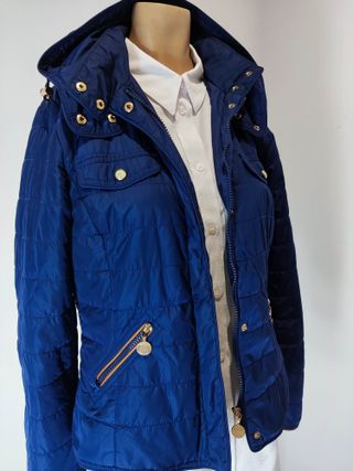 Cazadora azul Massimo Dutti con capucha