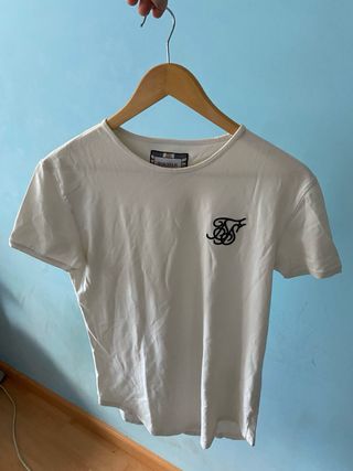 8 Camisetas SikSilk