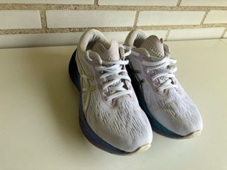 Zapatillas Asics Novablast 3 Platinum