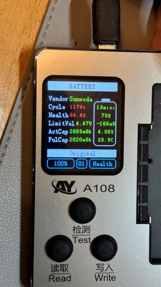 Batería iPhone 13 mini - 84%. Original Apple 