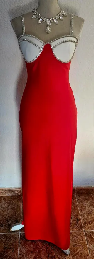 Vestido Bandage Rojo y Blanco con pedreria.