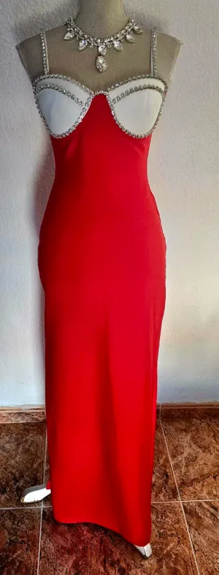 Vestido Bandage Rojo y Blanco con pedreria.