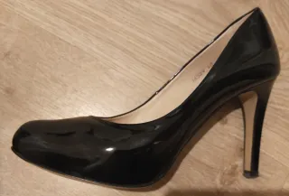 Zapatos Gloria Ortiz charol negros Talla 40