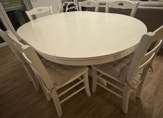Tavolo rotondo allungabile bianco e sedie