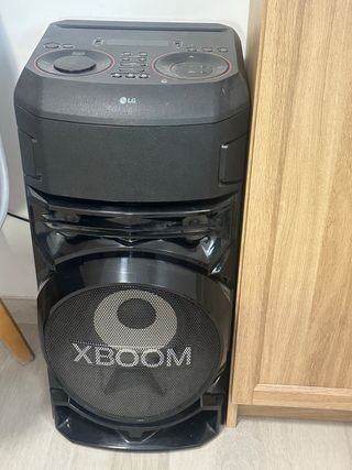 Altavoz LG XBOOM Negro