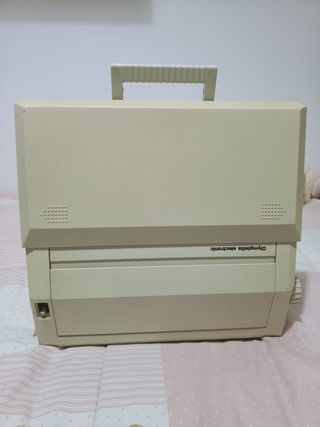 MÁQUINA DE ESCRIBIR ELÉCTRICA OLIMPIETTE ELECTRONI