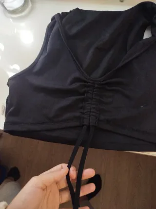 Top Shein Negro Talla M con cuello