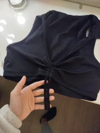 Top Shein Negro Talla M con cuello