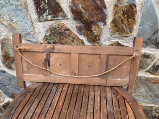 Perchero antiguo de madera estilo castellano