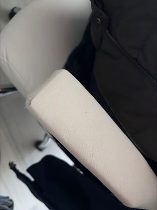 Silla de escritorio blanca