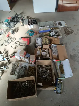 COMPRESOR 270 litros + Lote COMPLETO Herramientas