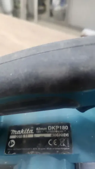 Cepillo Eléctrico Makita