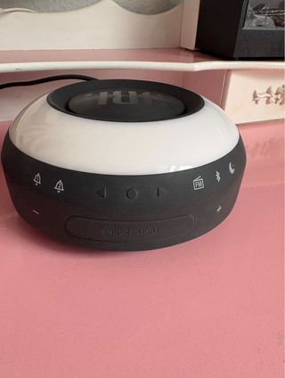 Radio Despertador JBL Negro y Plateado