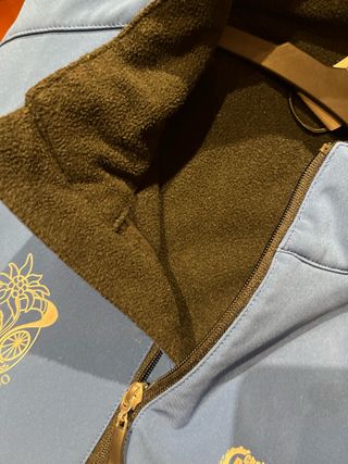 Forro polar azul ideal para invierno