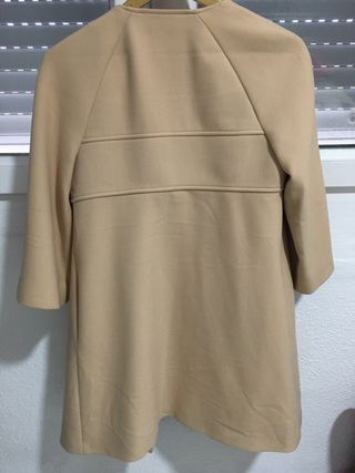 Abrigo Zara Beige