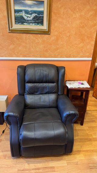 Butaca masaje cuero negra
