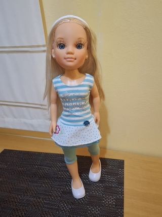 Muñecas Nancy + conjunto adicional