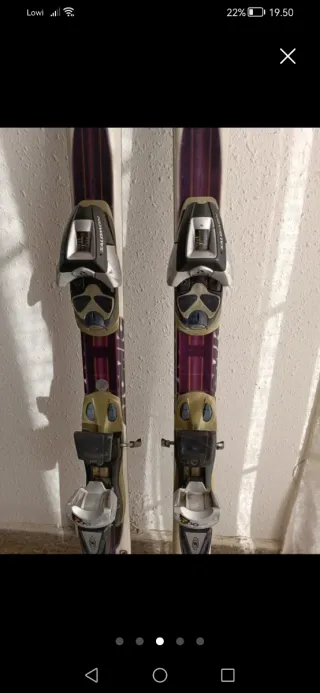Botas y esquíes Salomon y Atòmic.