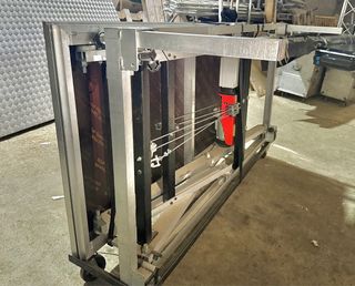 Tarima elevadora 2x1m, 1.80m altura