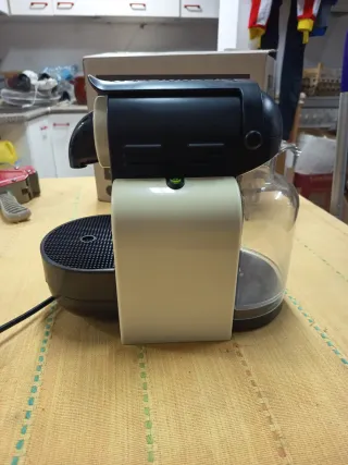 Cafetera Nespresso DeLonghi EN 97.W Blanca