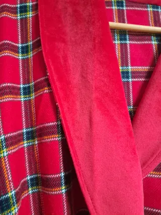 Bata de cuadros roja talla 42-44