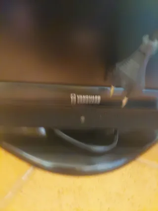 2 Televisores Pequeños