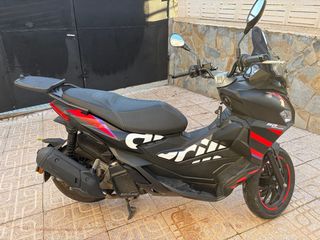 Aprilia SR GT 125