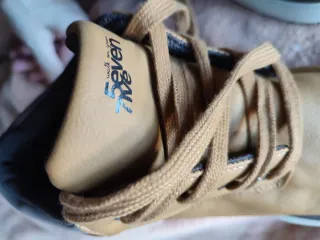 Botines nuevos marrones y grises