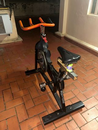 Bici da Spinning BODYTONE GIRO