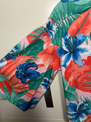 Top Zara Estampado Tropical Talla S
