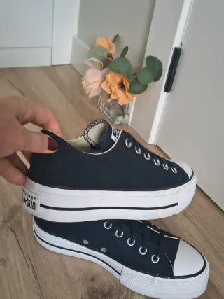 Converse de plataforma talla 39 color negro