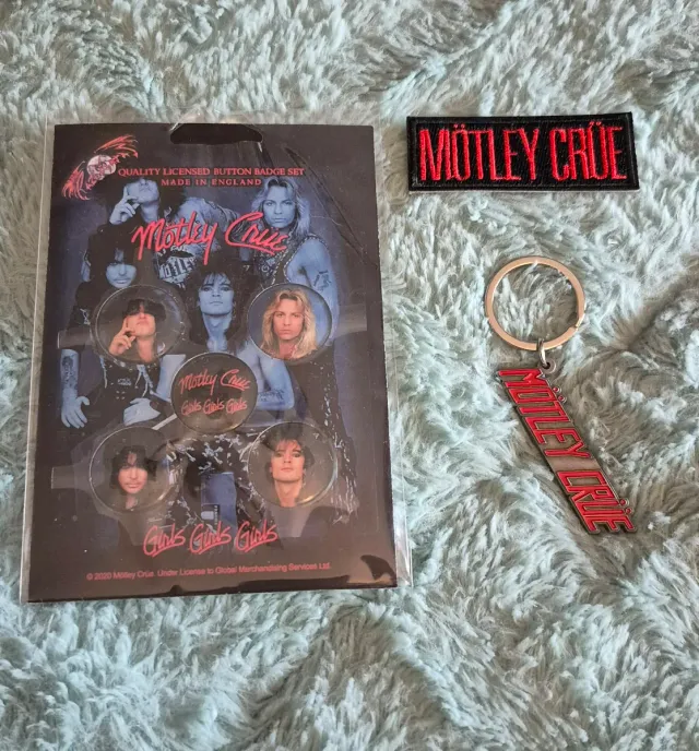 Pack Button Badge Set e Porta-chaves 2/2