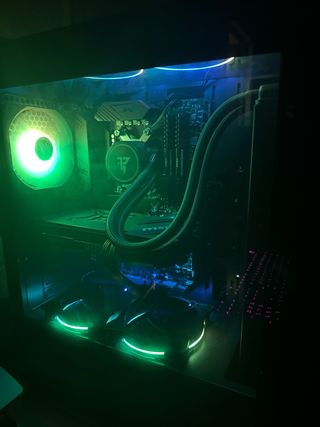 PC GAMING RTX 4070 SÚPER AMD RYZEN 7 5800x3D