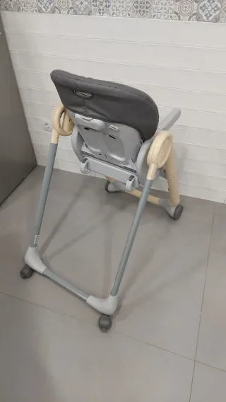 Trona Chicco reclinable bebé