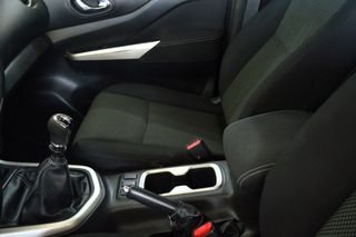 NISSAN Navara 2.3dCi Doble Cabina Acenta