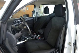 NISSAN Navara 2.3dCi Doble Cabina Acenta