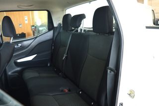 NISSAN Navara 2.3dCi Doble Cabina Acenta