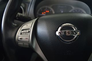 NISSAN Navara 2.3dCi Doble Cabina Acenta