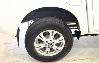 NISSAN Navara 2.3dCi Doble Cabina Acenta