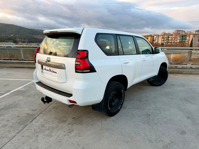 Toyota Land Cruiser 150 2020