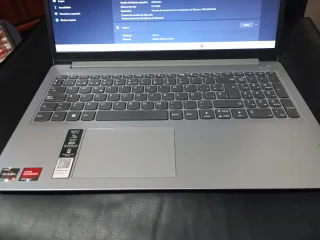 Lenovo IDEAPAD Ryzen 5 5625U