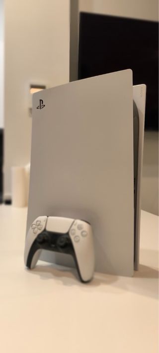 Playstation 5 con 2 juegos