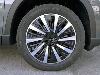 Ebro S800 1.5 TGDI PHEV Premium E-CVT